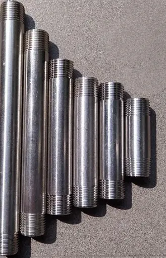 Ống inox trang trí đã tháo rời còn chân đế và mối nối